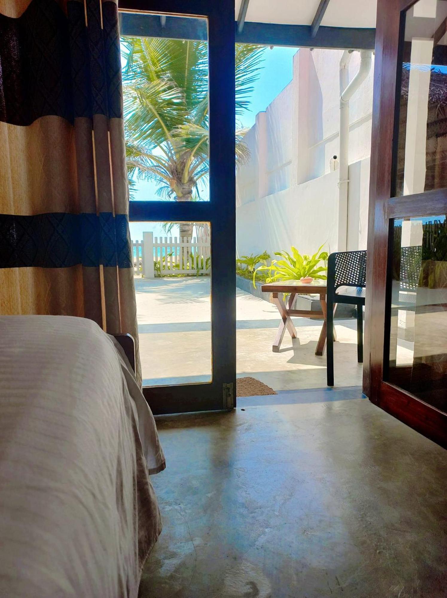 Bed & Breakfast Sailors' Bay Hikkaduwa