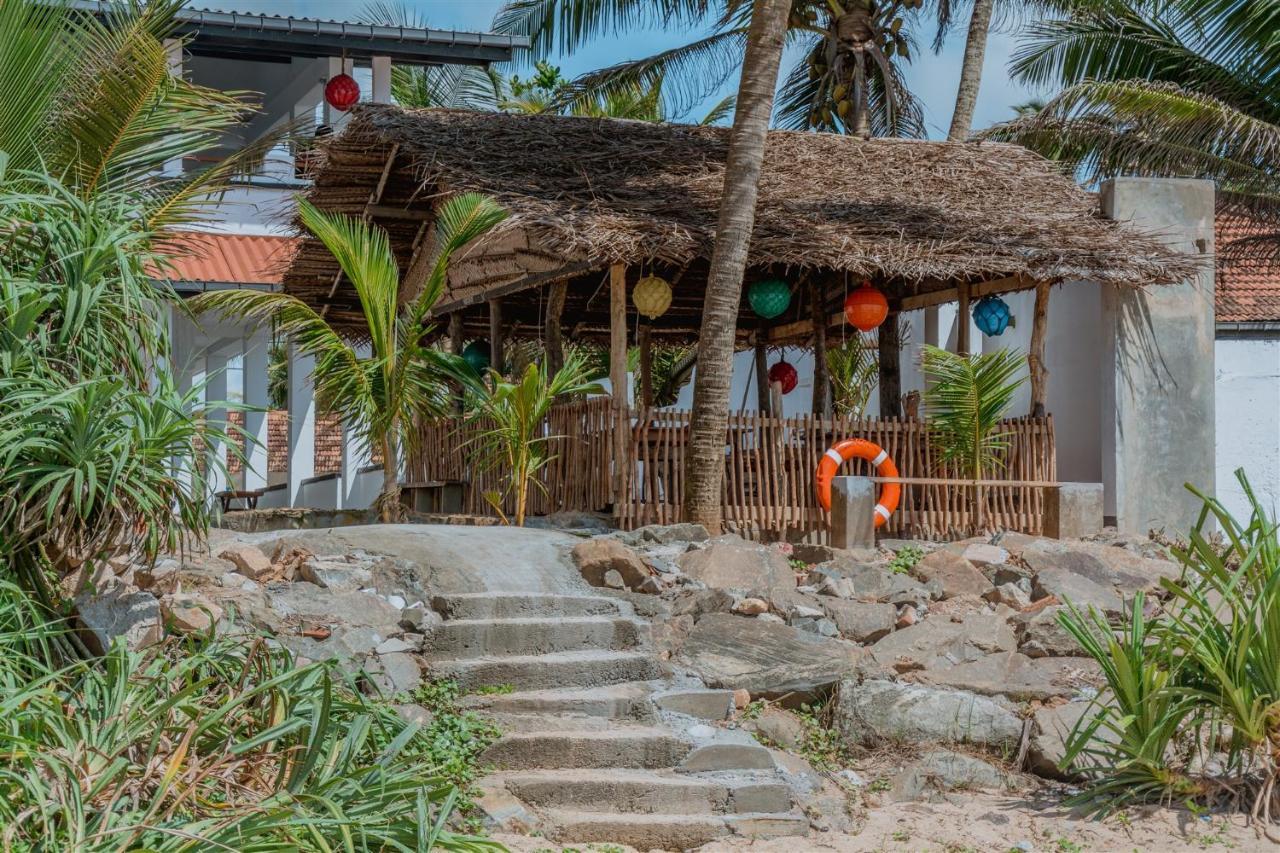 Sailors' Bay * Hikkaduwa